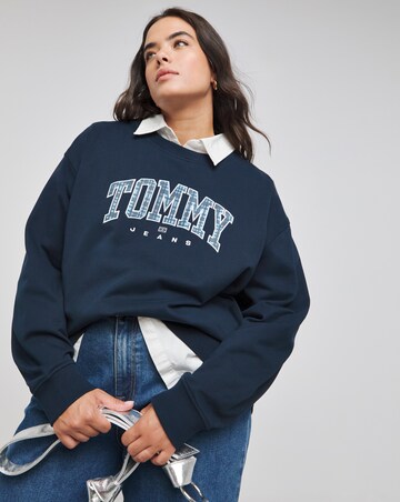 Tommy Jeans Relaxed Tartan Logo Crew Sweater