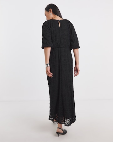 Lace Bubble Sleeve Dress