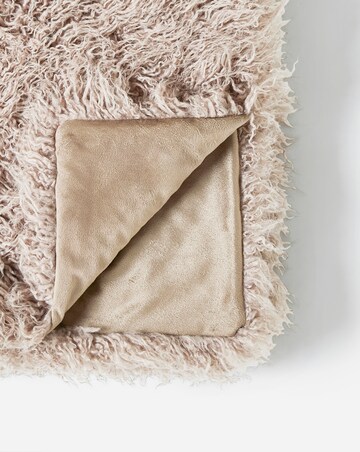 Mongolian Faux Fur Throw