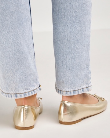 Selena Classic Flat Ballerina Shoes Wide E Fit