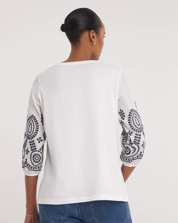 Broderie 3/4 Length Sleeve Crew Neck Top