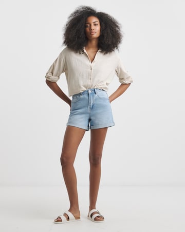 Light Wash Roll Hem Mom Shorts