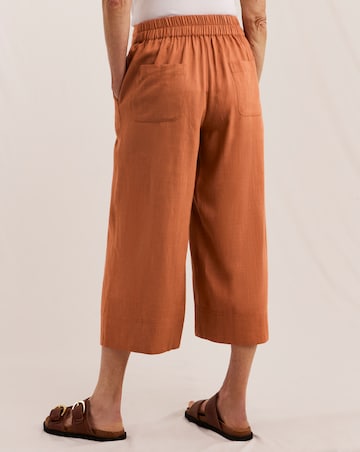 Julipa Petite Cropped Linen Trousers
