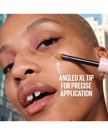 Maybelline New York Lifter Concealer Shade: 25