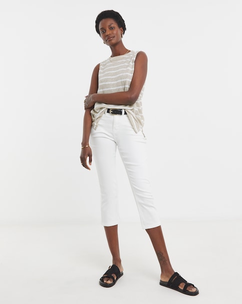 24/7 White Crop Jeans
