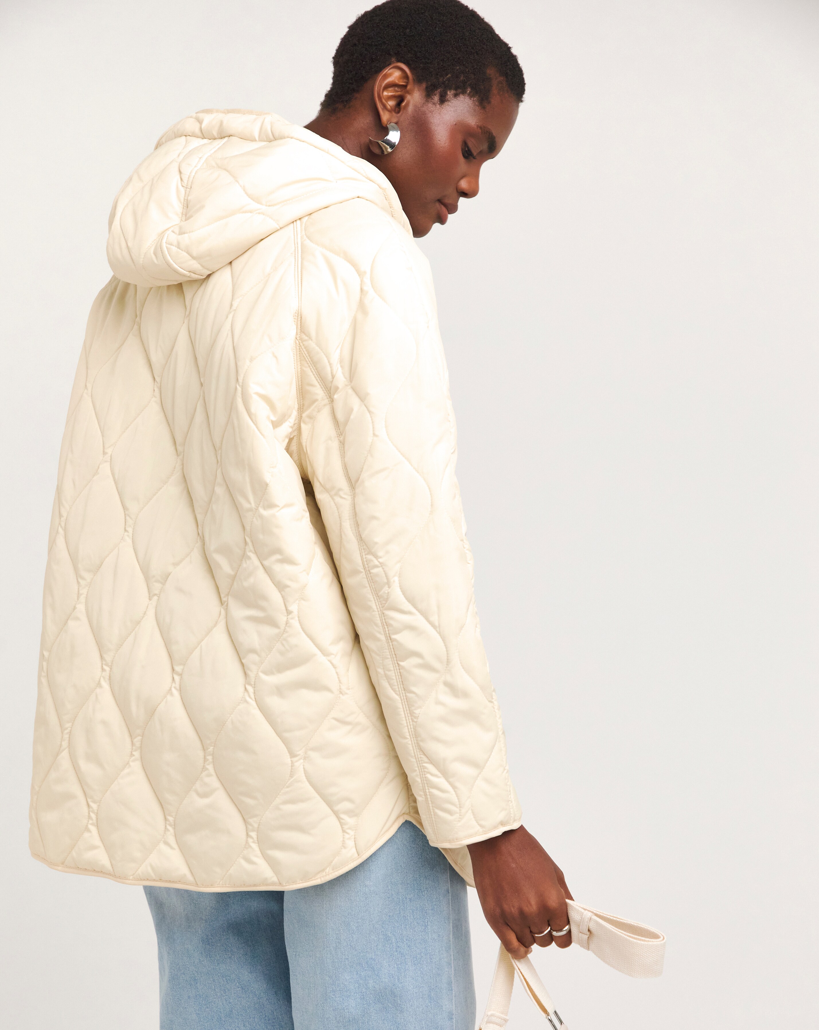 SYUMAN.　Bijou velours quilted coat Cream Short Quilted Coat | Ambrose Wilson