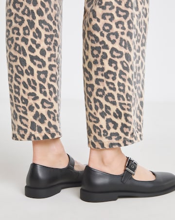 Radiance Square Toe Mary Jane Shoes Wide E Fit