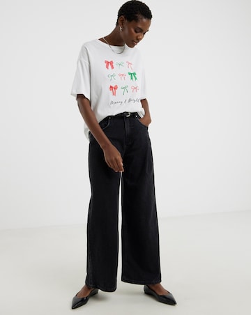 White Bow Christmas T-Shirt