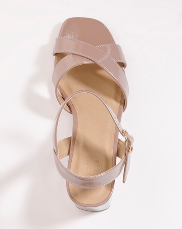 Block Heel Crossover Vamp Sandal EEE Fit