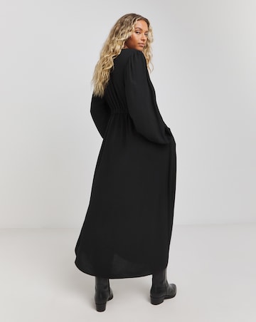 Black Cinched Waist Midi Dress With Pockets