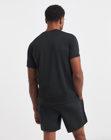 New Balance Graphic Logo Tech T-shirt