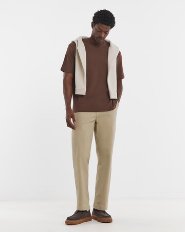 Loose Fit Chino