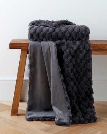 Scallop Faux Fur Throw