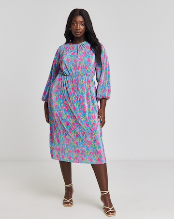 Floral Print Cut Out Back Plisse Midi Dress