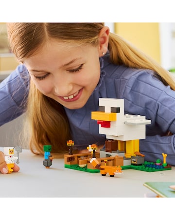 LEGO Minecraft Chicken Farm