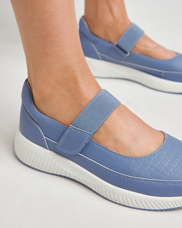 Heavenly Soles Gwen Touch and Close Bar Trainer - Extra Wide Fit (EEE)