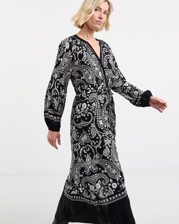 Border Print Spun Dress