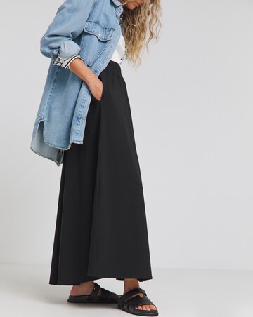 Simply Be Black Elasticated Waist Full Skirt