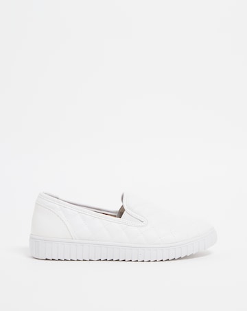Cushion Walk Twin Gusset Quilted Trainer E Fit