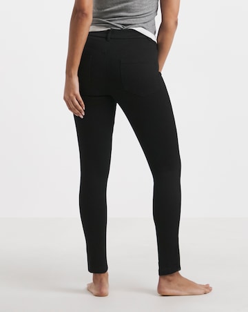 Black 24/7 Skinny Jeans