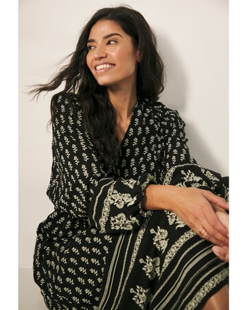 Border Print Batwing Smock Maxi Dress