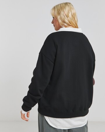 Black Brooklyn Graphic Sweatshirt