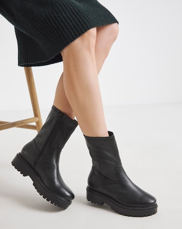 Rosalie Chunky Anle Boots - Wide Fit (E)