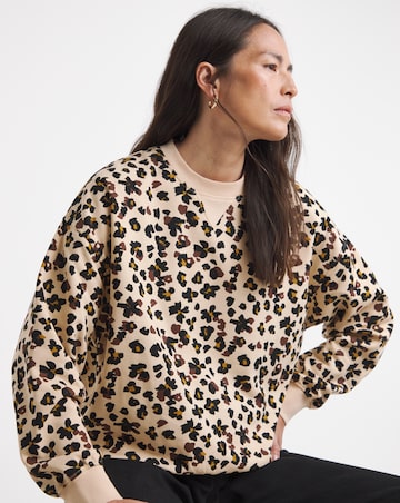 Drop Shoulder Printed Sweatshirt