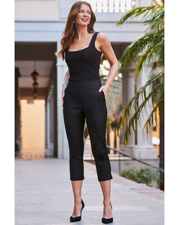 Sosandar Slim Capri Trousers