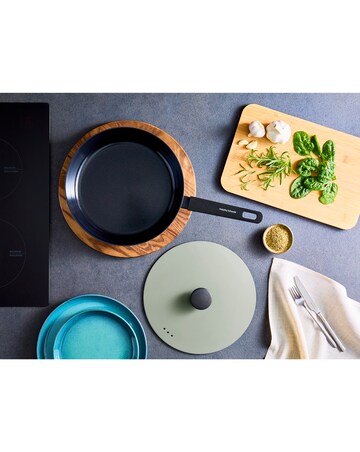 Morphy Richards Non-Stick 28cm Green Saute Pan