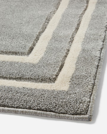 Sara Carved Border Rug