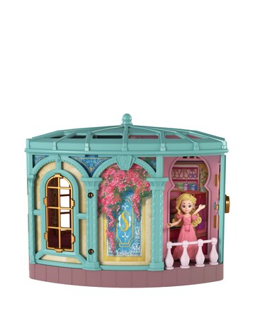 Wicked So Popular Dorm Small Doll Playset with 3 Play Spaces & 10 Total Pieces