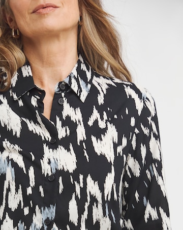 Womens Dipped Back Shirt - Blue Geo