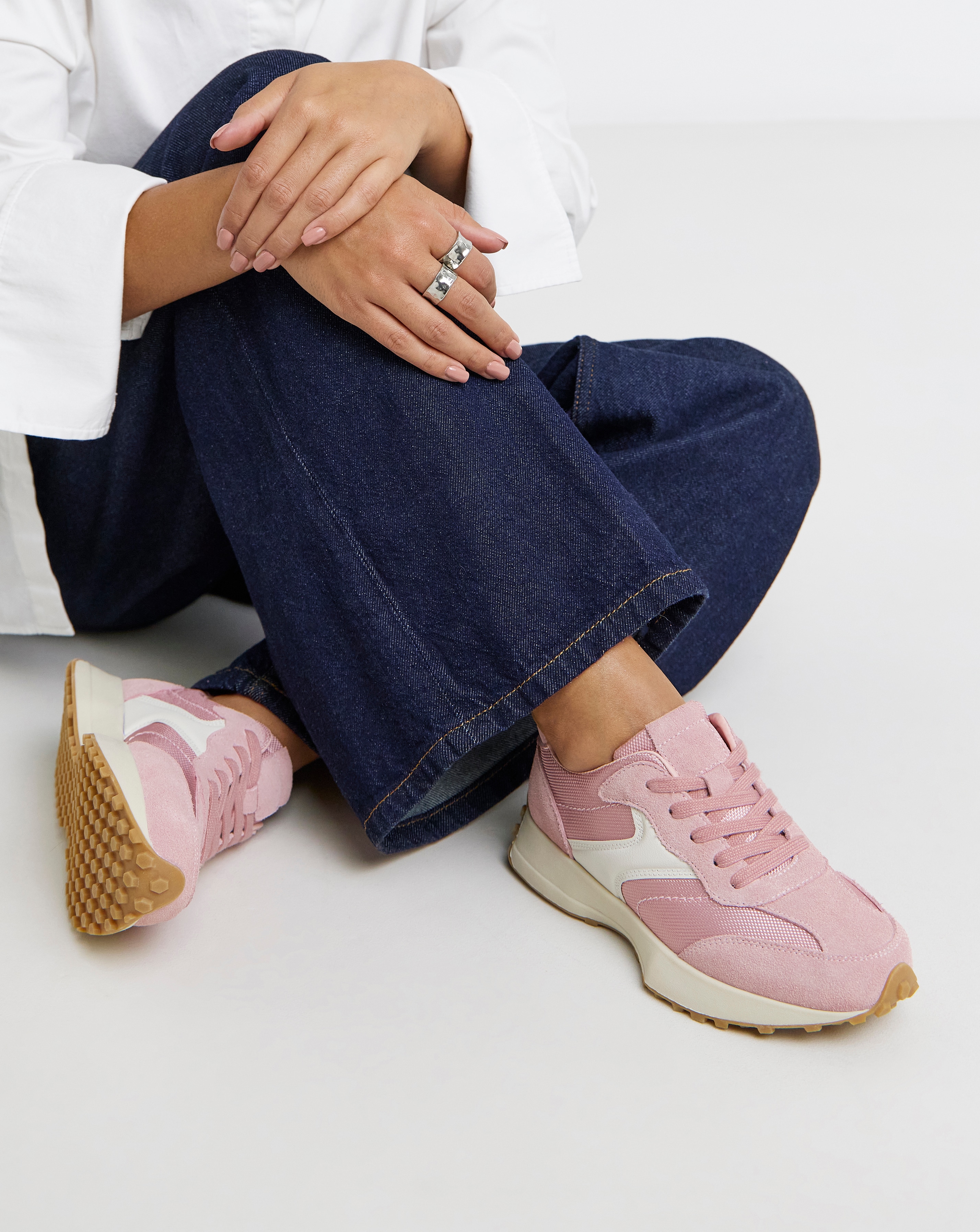 retro trainers size 9