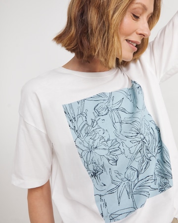 Floral Sketch Graphic T-Shirt