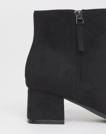 Francesca Low Block Heel Ankle Boots With Zip Detail - Wide Fit (E)
