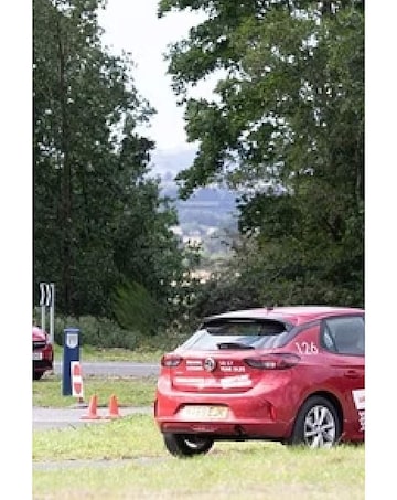 30 minute Young Driver Experience E-Voucher - 62 Locations