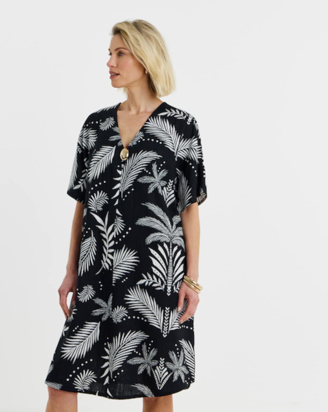sachin and babi light blue dress HOLIDAY PARTY DRESSES YOU'LL WANT TO WEAR ALL SEASON LONG main image 1