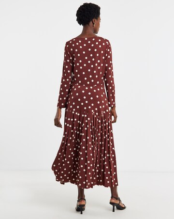 Textured Jersey Dropped Waist Pleated Dress