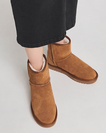 Sia Suede Warm Lined Snug Boots Extra Wide EEE Fit