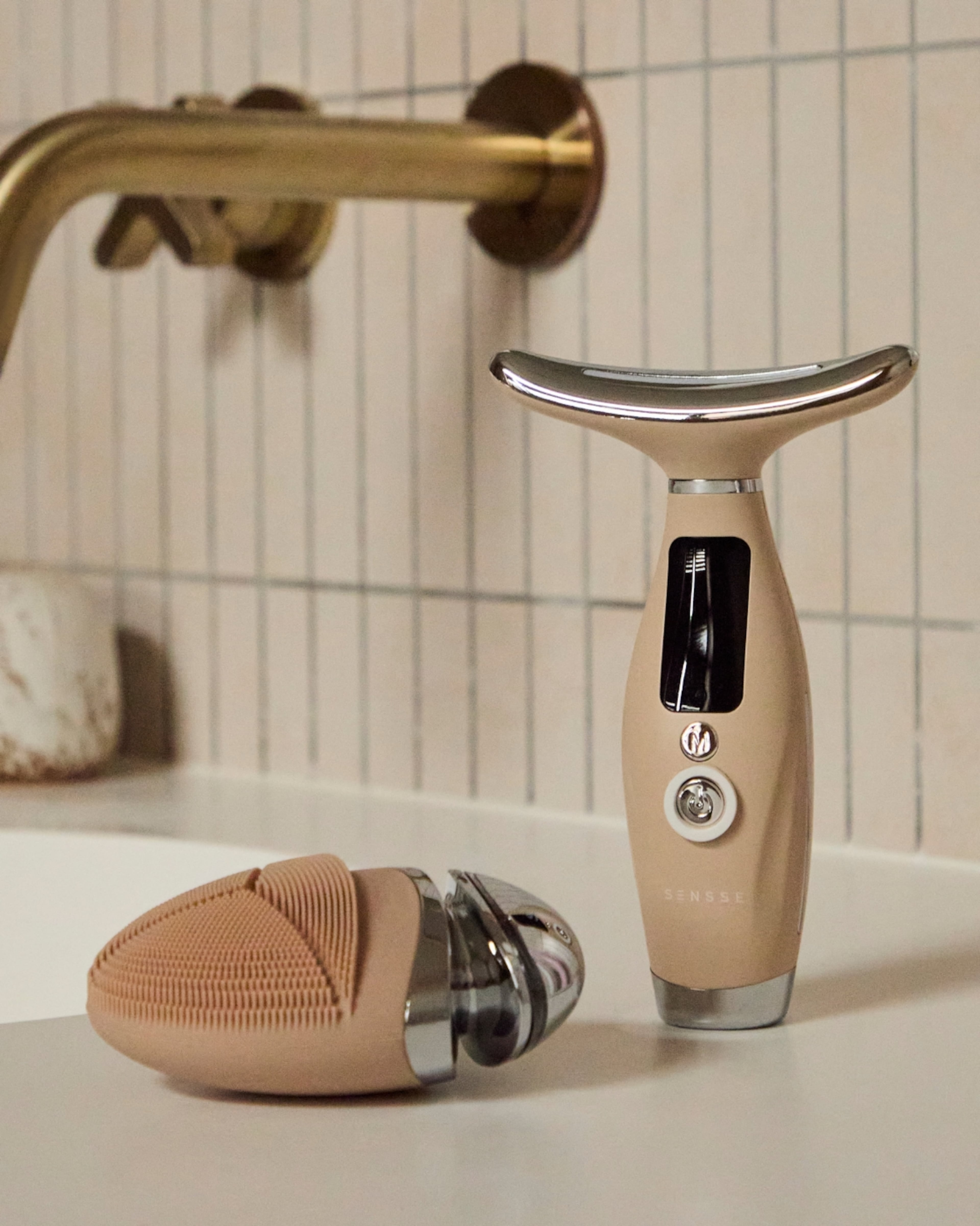 Sensse SkinLift Face & Neck Toner