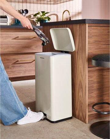Morphy Richards Cream 30L Rectangular Bin
