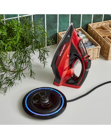 Morphy Richards 303250 2400W Cordless Steam Iron