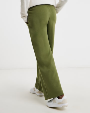 Wide Leg Jogger