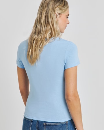 Tommy Jeans Slim Essential Logo Tee