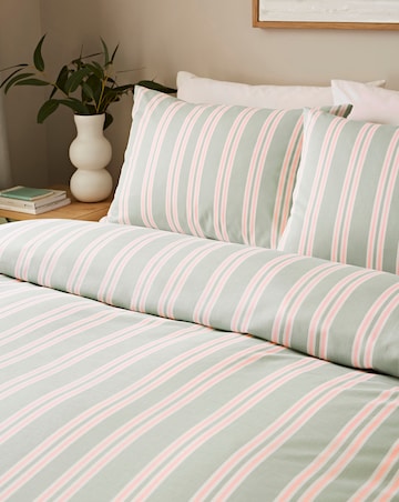 Pencil Stripe Duvet Set
