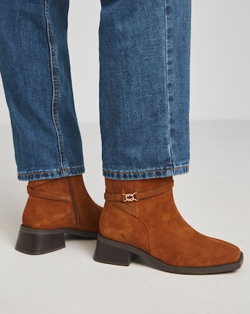 Heavenly Soles Phoenix Suede Square Toe Boots Concealed Gusset - Wide Fit (E)