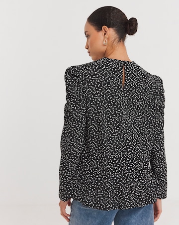 Mono Print Ruched Sleeve Top