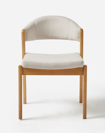 Caitlin Wooden Extendable Dining Table with 4 Elva Chairs