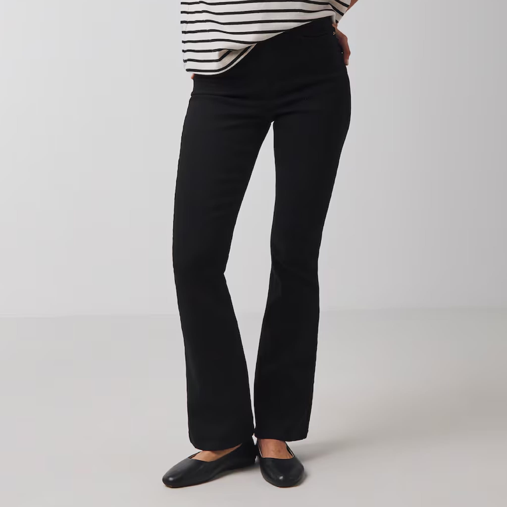 Dark coloured high waisted jeans